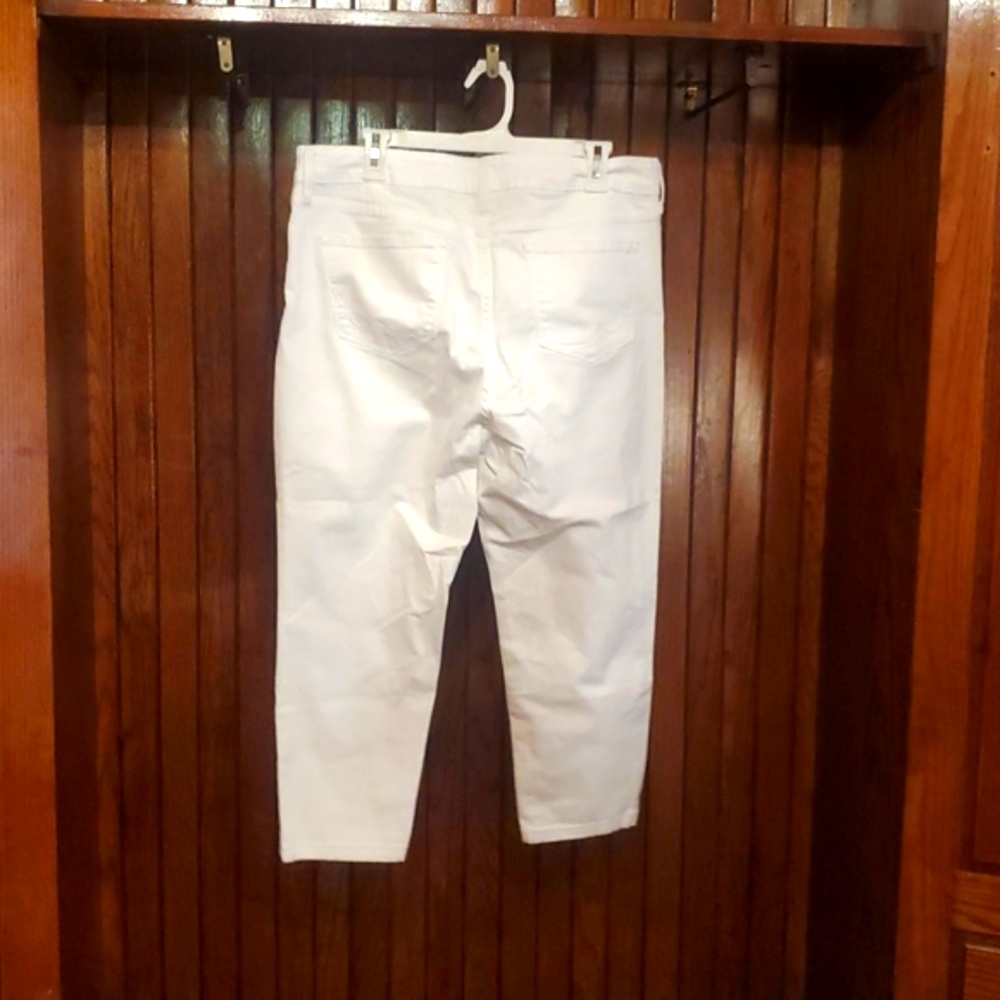 ❤️ NYJD White Cropped Jeans - Picture 3 of 7